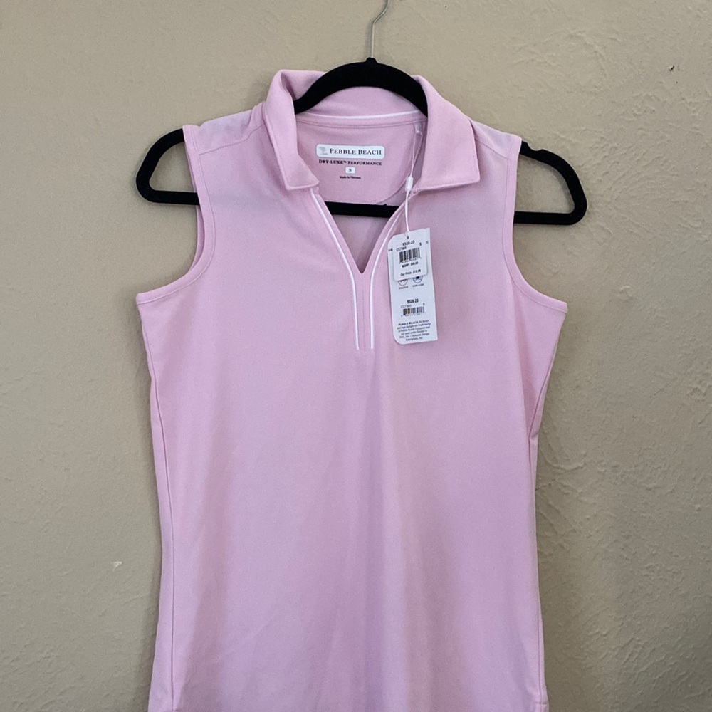 Sleeveless golf polo tee - pink
